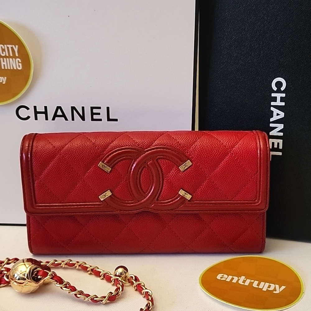 Chanel Filigree CC Flap Wallet Caviar Leather Red Gold Entrupy COA